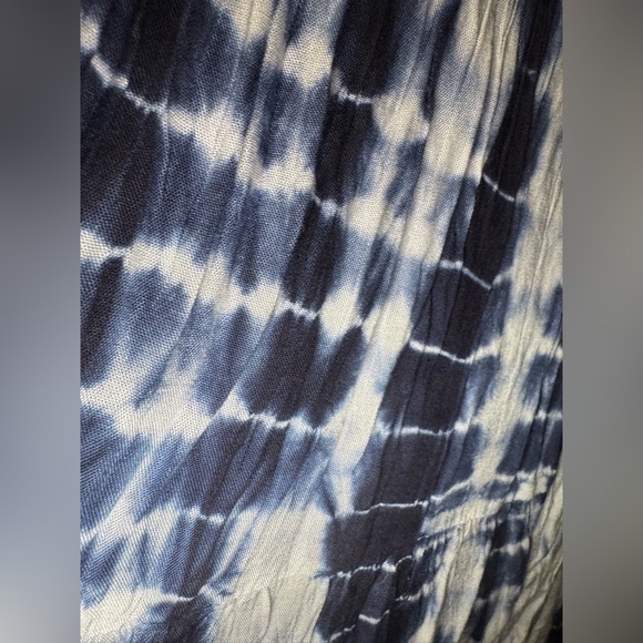 Womens Raviya Tie Dye Strapless Smocked Maxi Dress Cover up Medium White Blue - Picture 13 of 16